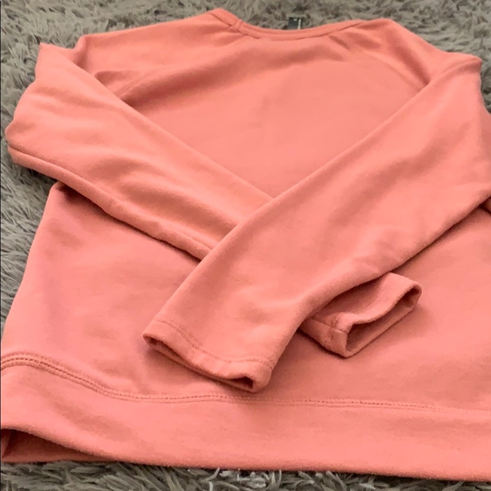 🌸Host Pick🌸 NWOT Love Sweater fits like a S - Picture 4 of 4
